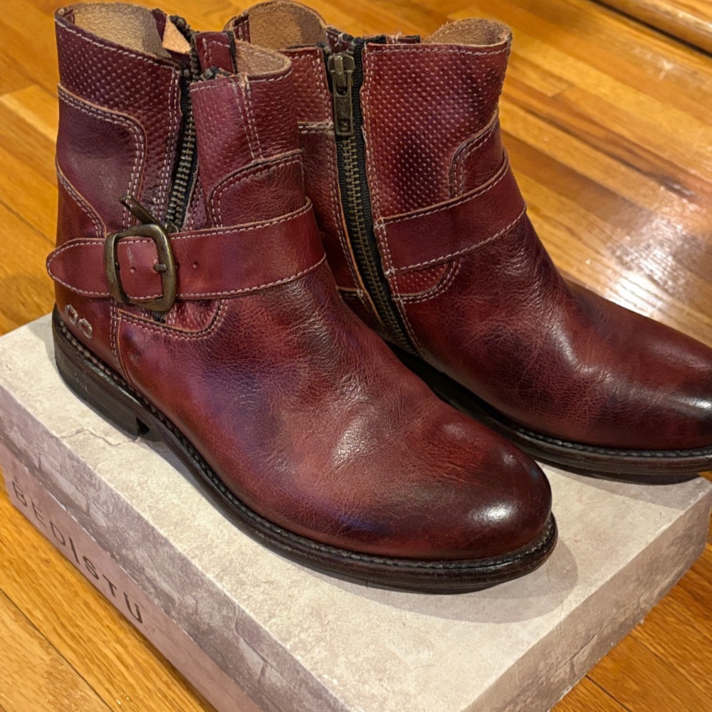 Bed Stu Burgundy Leather Ankle Booties